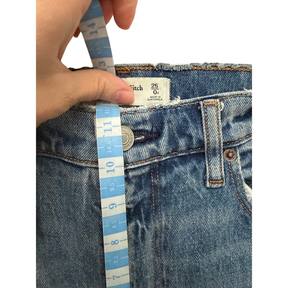 Abercrombie The 90s Straight Ultra High Rise Jeans Medium Wash Size 25 - Picture 7 of 7